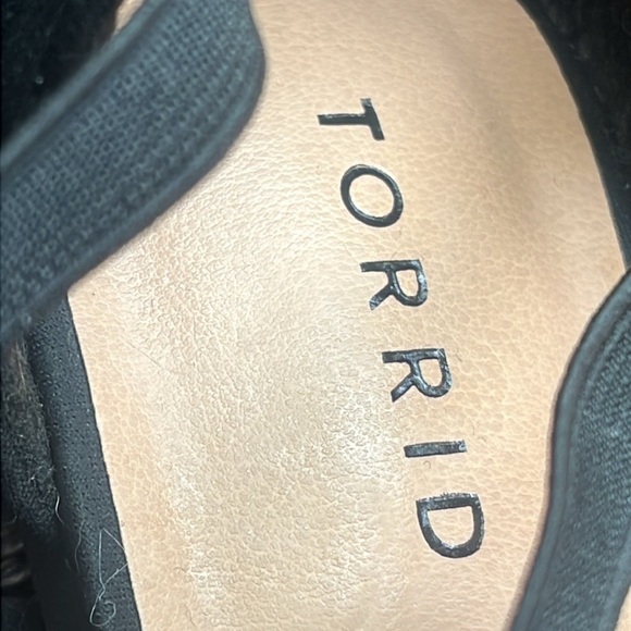 Torrid - Suede Ballet Flat - Size 9ww wide nwt - Picture 5 of 10
